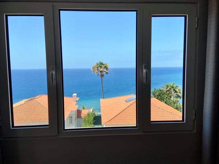 Ocean Cliffs Apartments فونشال المظهر الخارجي الصورة